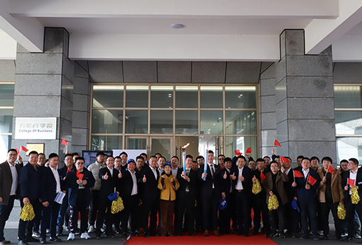 力諾商學院 | 成群結隊，快樂加倍，祝賀蛻變·共生班三期順利畢業